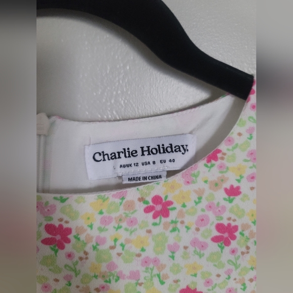 Charlie Holiday Dress 8 Floral Rayon Mini Sun Feminine Chic Coquette - Picture 16 of 16